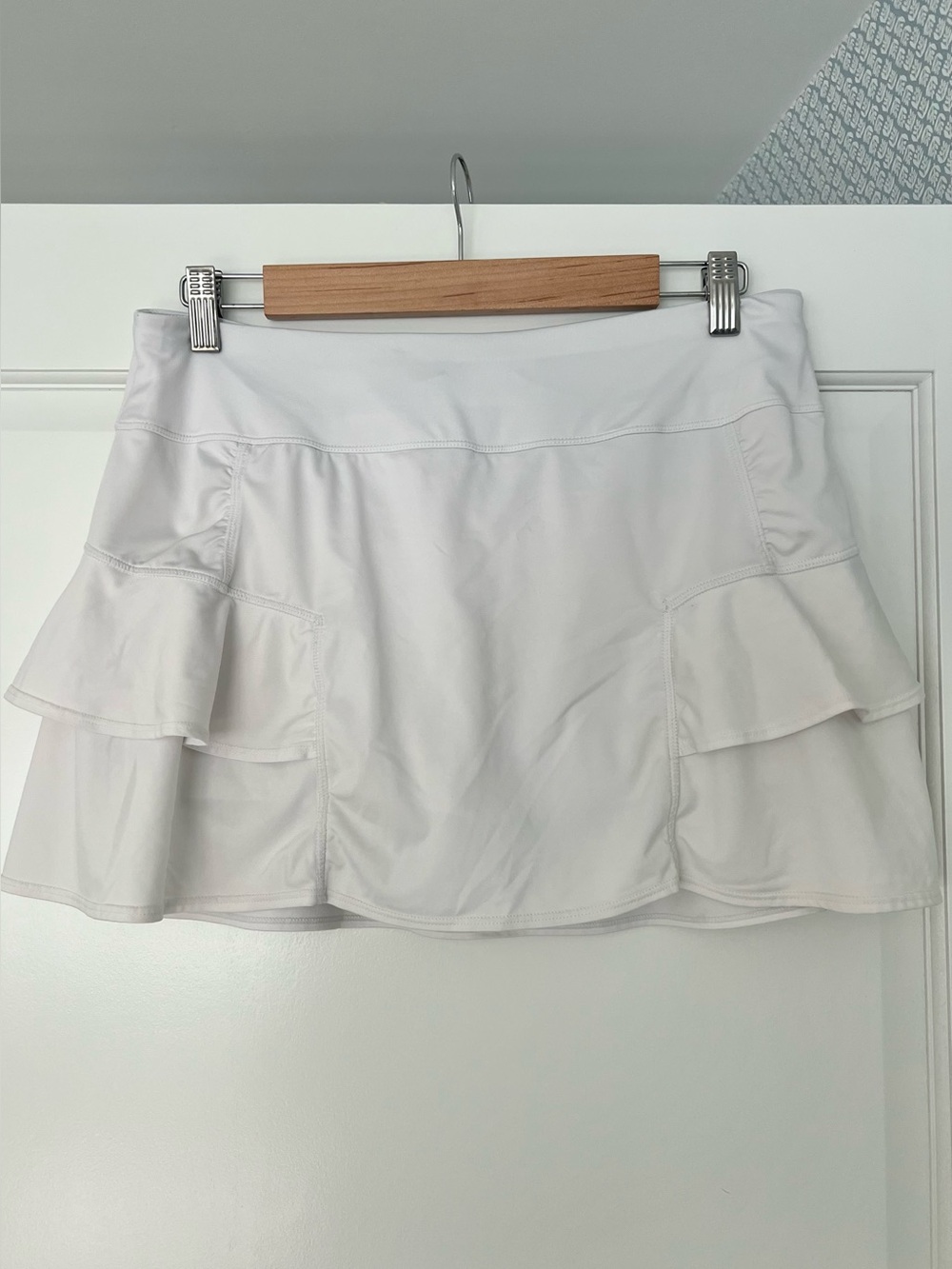 Athleta White Ruffle Tennis Skirt with Shorts Underneath